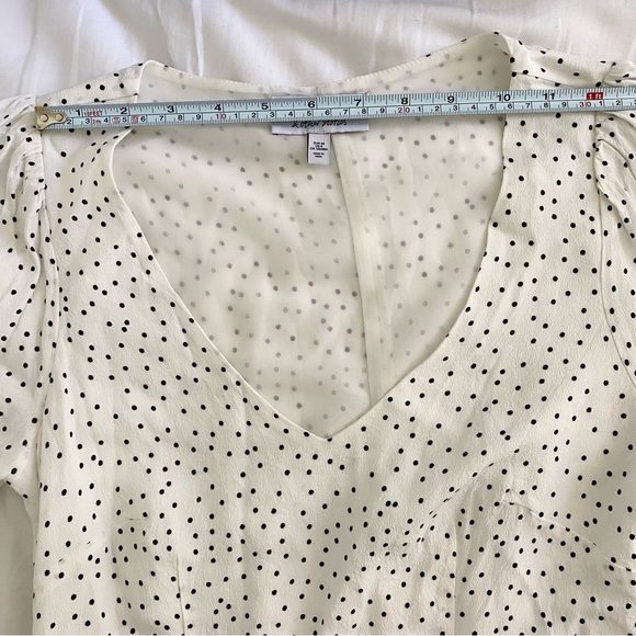 & Other Stories V-Neck Puff Sleeve Mini Dress - Picture 9 of 11